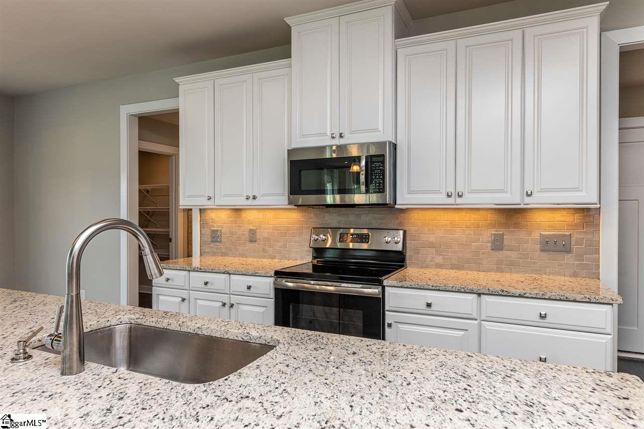 200 Edwin Ellis Drive Greer, SC 29651 - Photo 13 of 36 Gallery Image 13