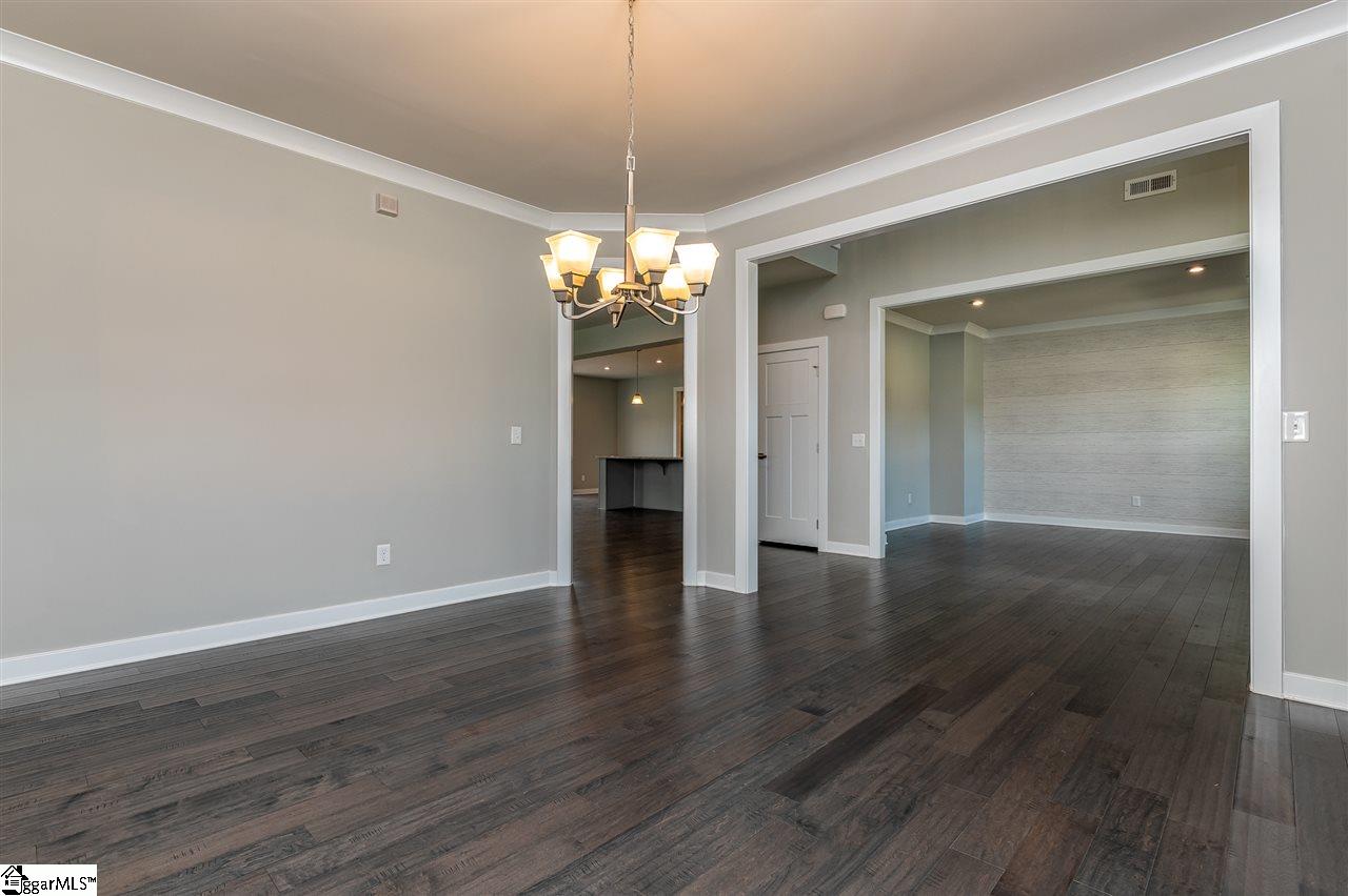 200 Edwin Ellis Drive Greer, SC 29651 - Photo 6 of 36 Gallery Image 6