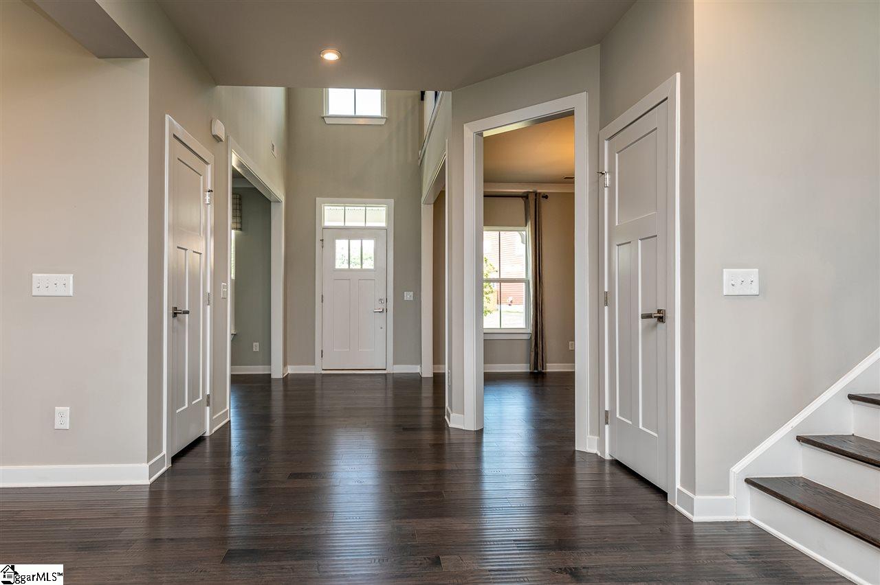200 Edwin Ellis Drive Greer, SC 29651 - Photo 7 of 36 Gallery Image 7