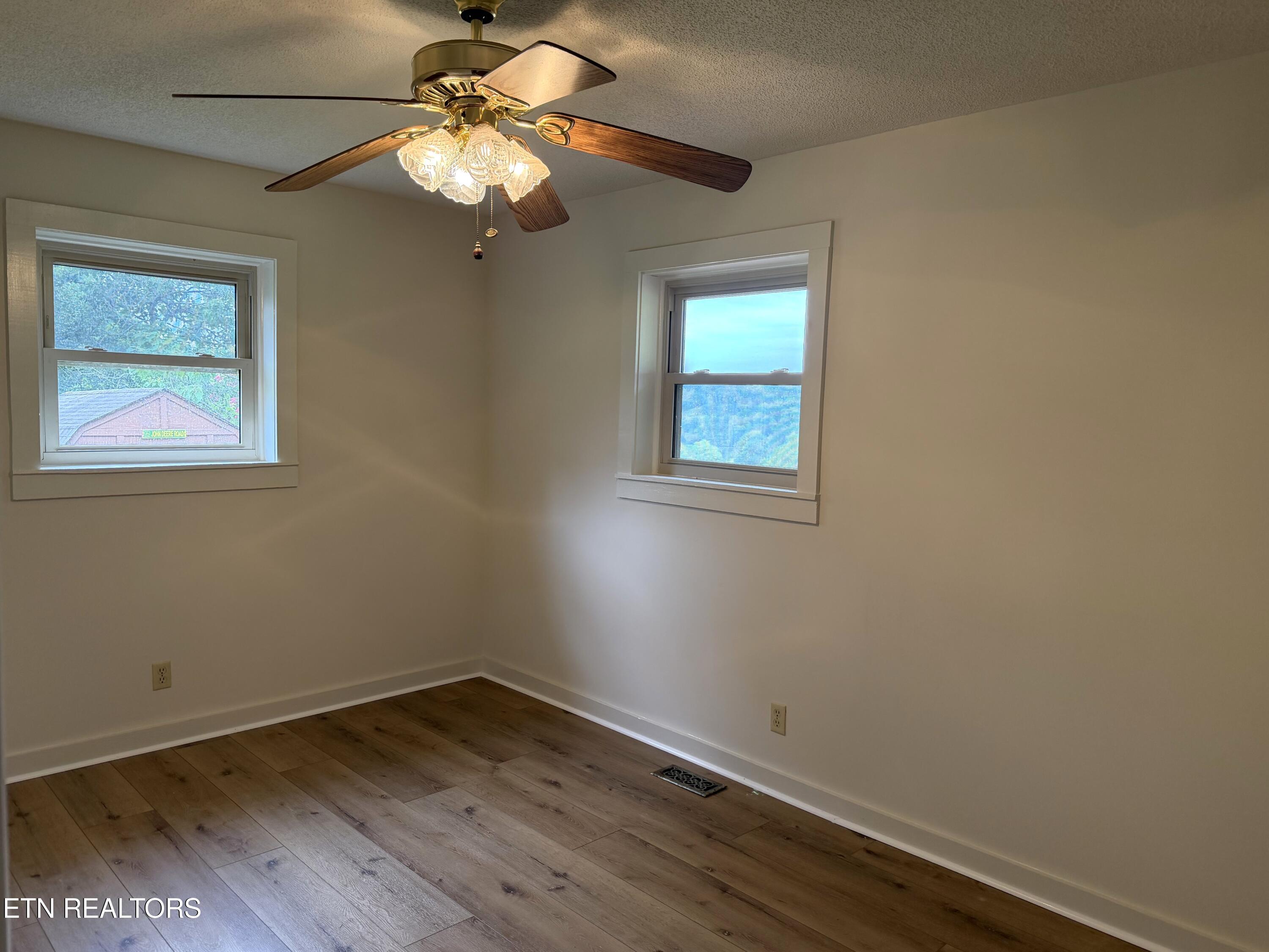152 Morris Road Kingston, TN 37763 - Photo 13 of 20 Bedroom 1