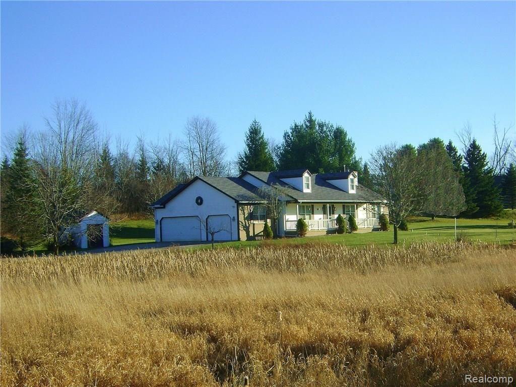 4588 Granger Road Oxford, MI 48371 - Photo 23 of 32 DSC02830.JPG