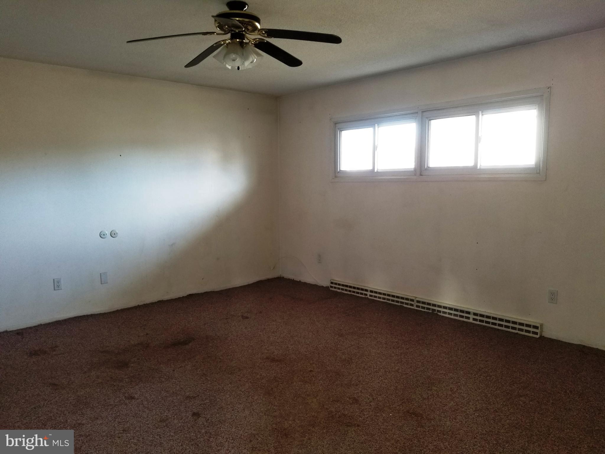 2 Silverbell Road Levittown, PA 19056 - Photo 31 of 39 Bedroom -In-lawsuite