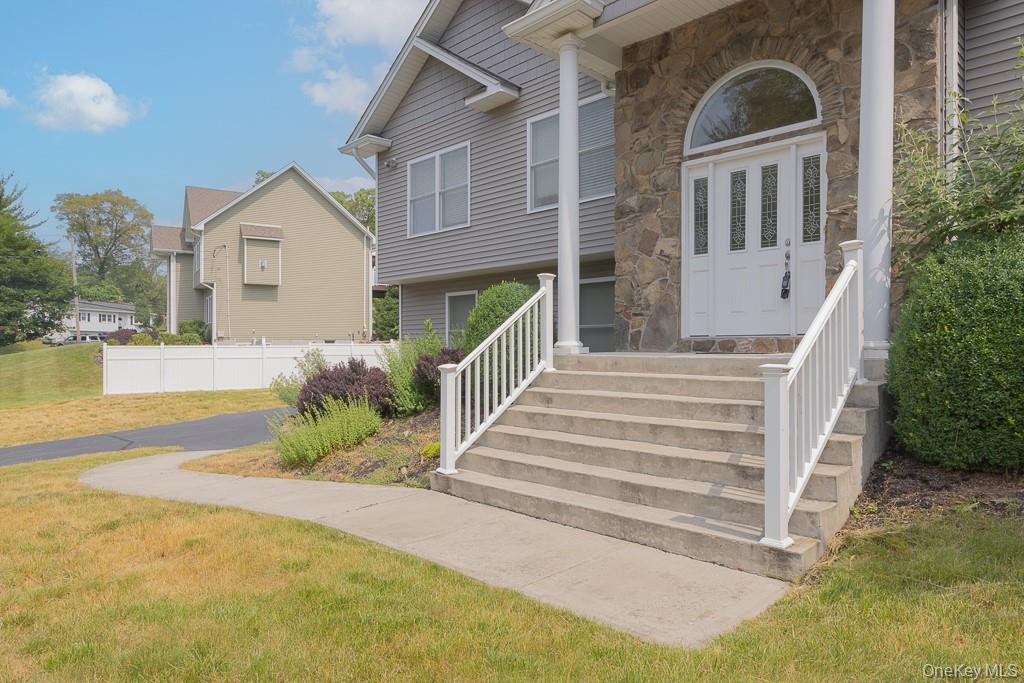 69 Heights Road Stony Point, NY 10980 - Photo 2 of 28