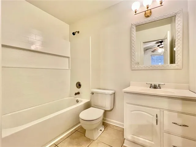 $1,750 | 7679 Stonewood Street, New Orleans, LA 70128