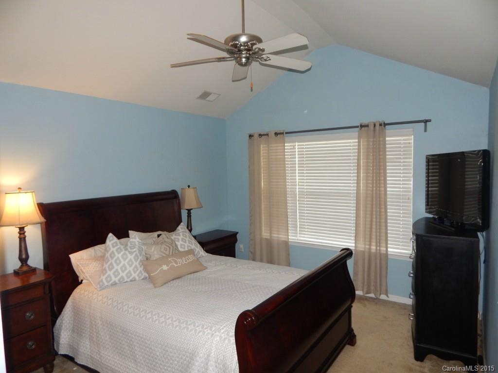 1724 Kashmir White Lane, Unit 140 Fort Mill, SC 29708 - Photo 13 of 15 Gallery Image 13