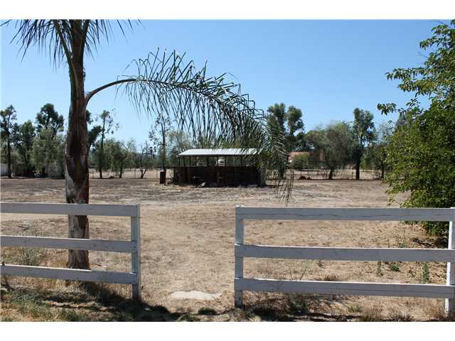 28536 Sunset Road Valley Center, CA 92082 - Photo 11 of 20