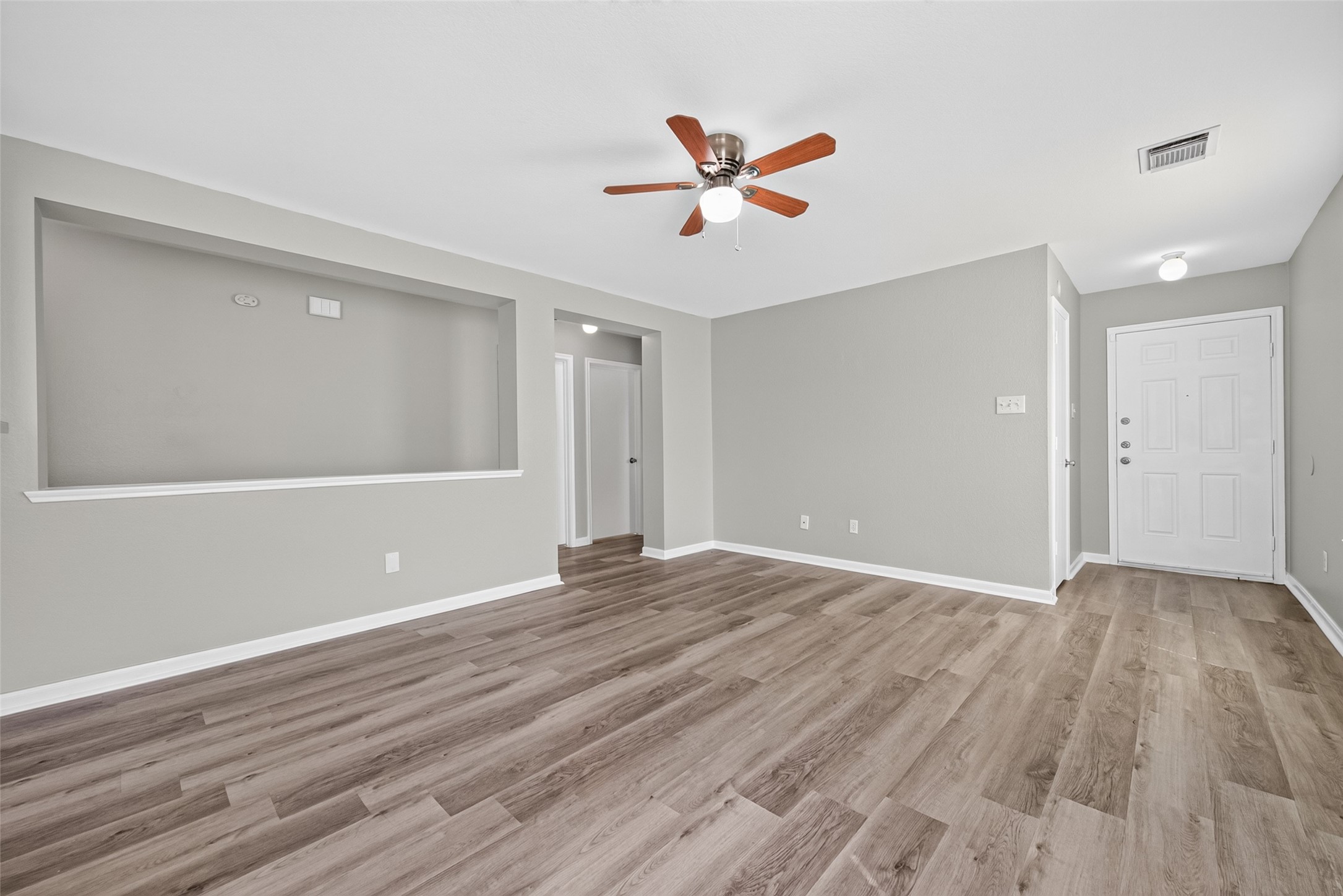 22851 Twisting Pine Drive Spring, TX 77373 - Photo 8 of 31