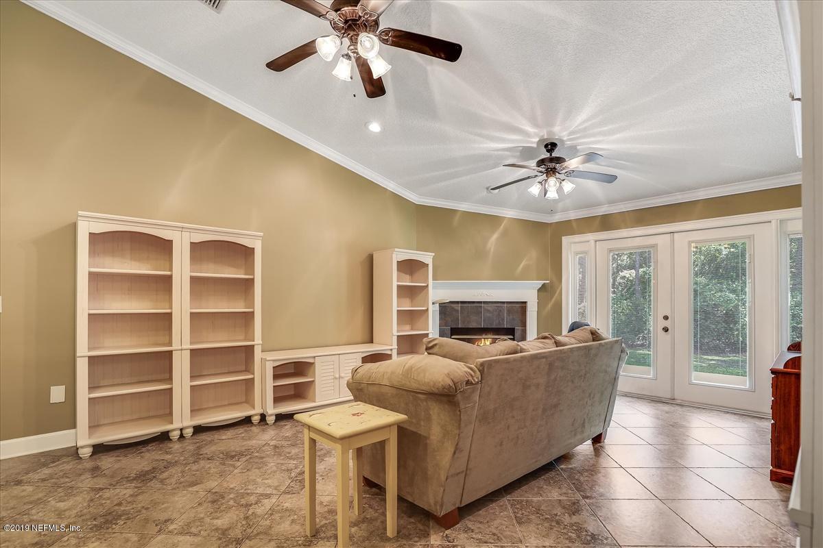 3420 Loretto Road Jacksonville, FL 32223 - Photo 11 of 19 09-Family Room