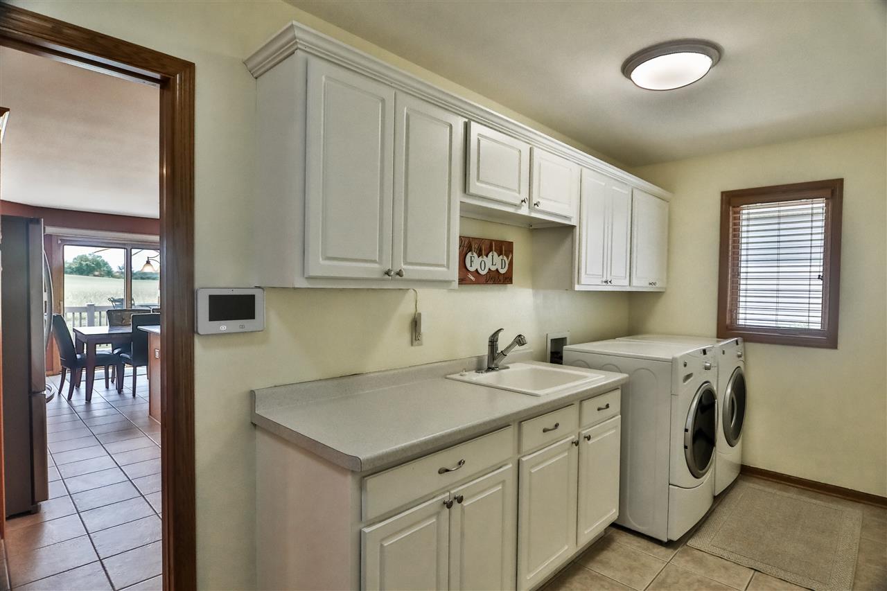 7262 West Ridge Lane Cherry Valley, IL 61016 - Photo 8 of 17 Gallery Image 8