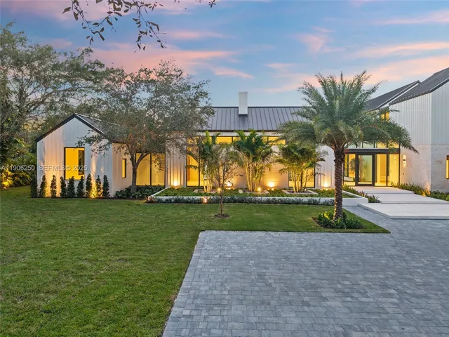 $17,000,000 | 9400 Southwest 60th Court, Pinecrest, FL 33156