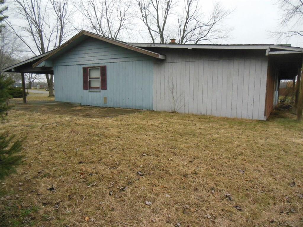 9924 South Randall Road Columbus, IN 47201 - Photo 4 of 17 Gallery Image 4