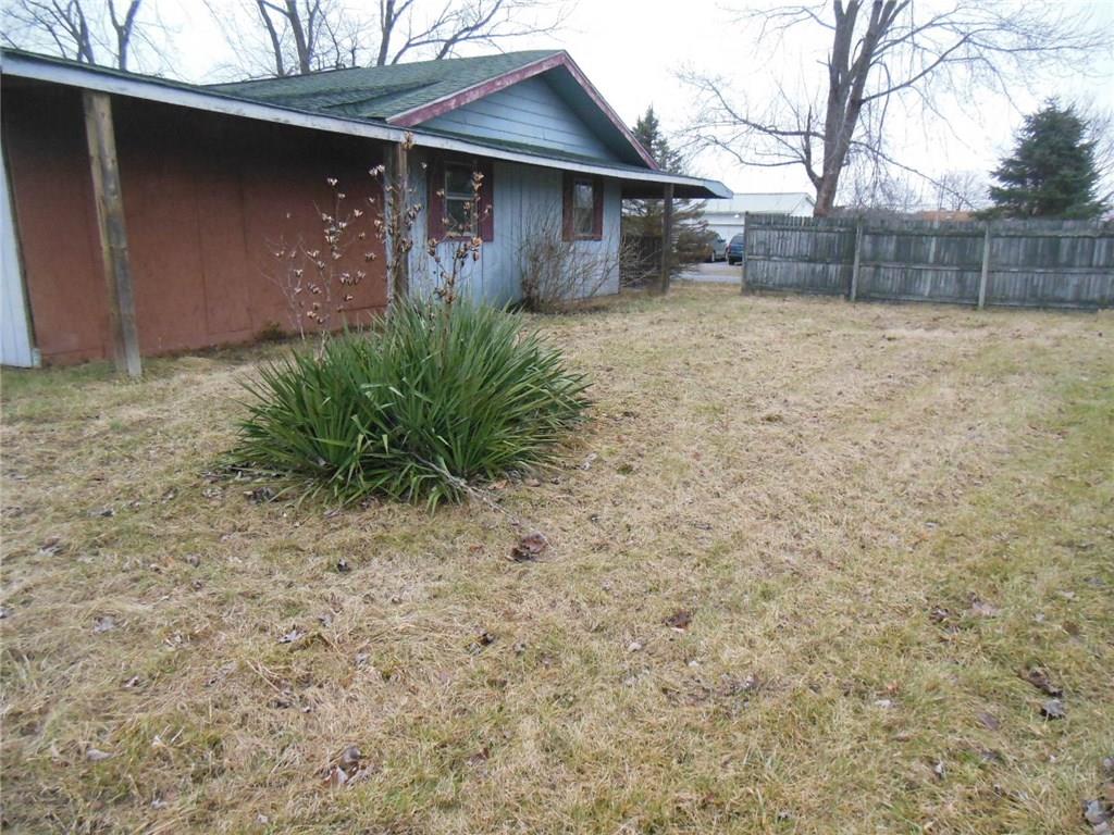 9924 South Randall Road Columbus, IN 47201 - Photo 5 of 17 Gallery Image 5