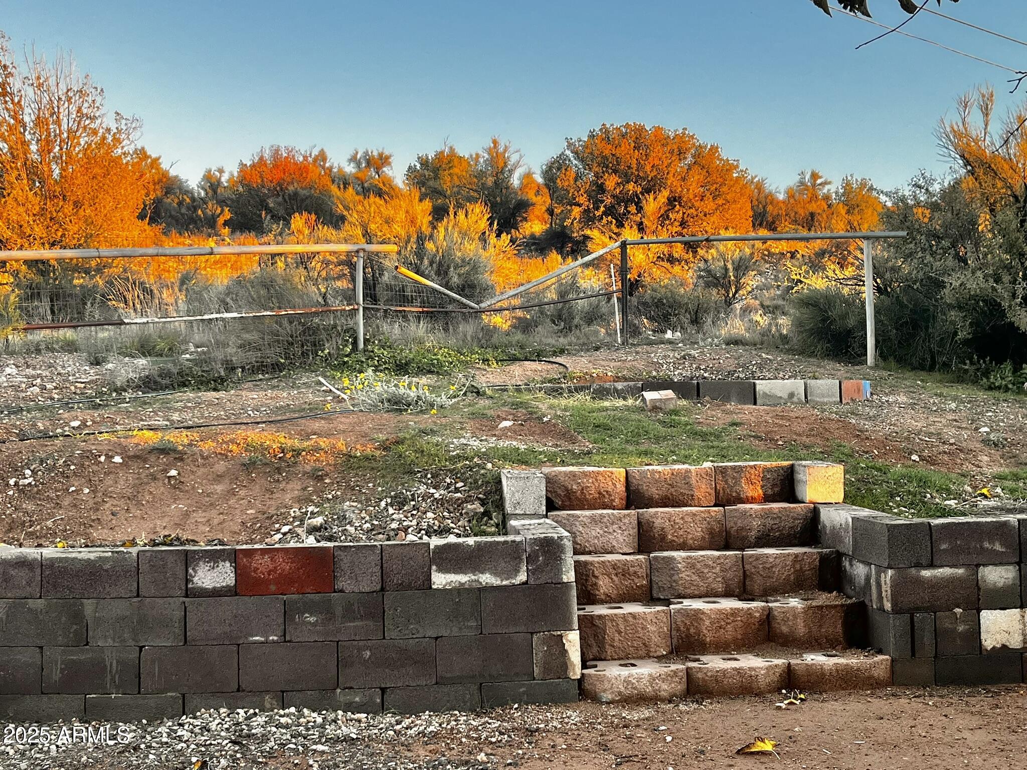 5943 North Bordeaux Road Rimrock, AZ 86335 - Photo 29 of 38 a view of swimming pool with an outdoor seating