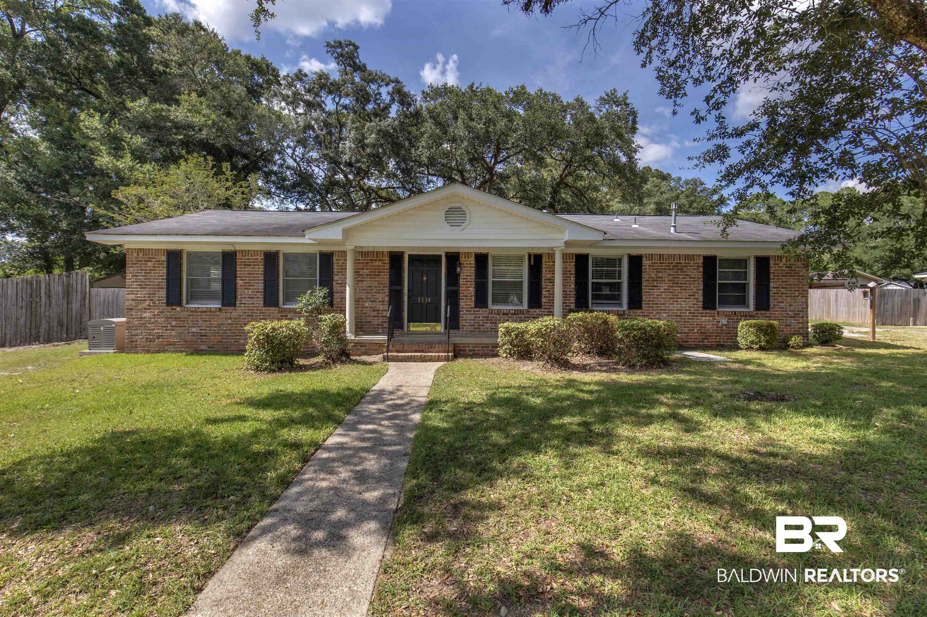 5114 Geoffrey Drive Mobile, AL 36693 - Photo 1 of 22
