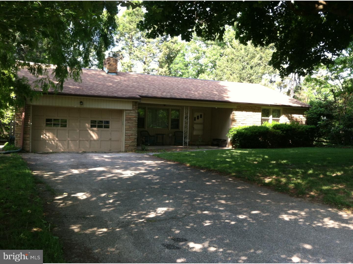 1439 Stephen Road Abington, PA 19046 - Photo 1 of 15 Gallery Image 1