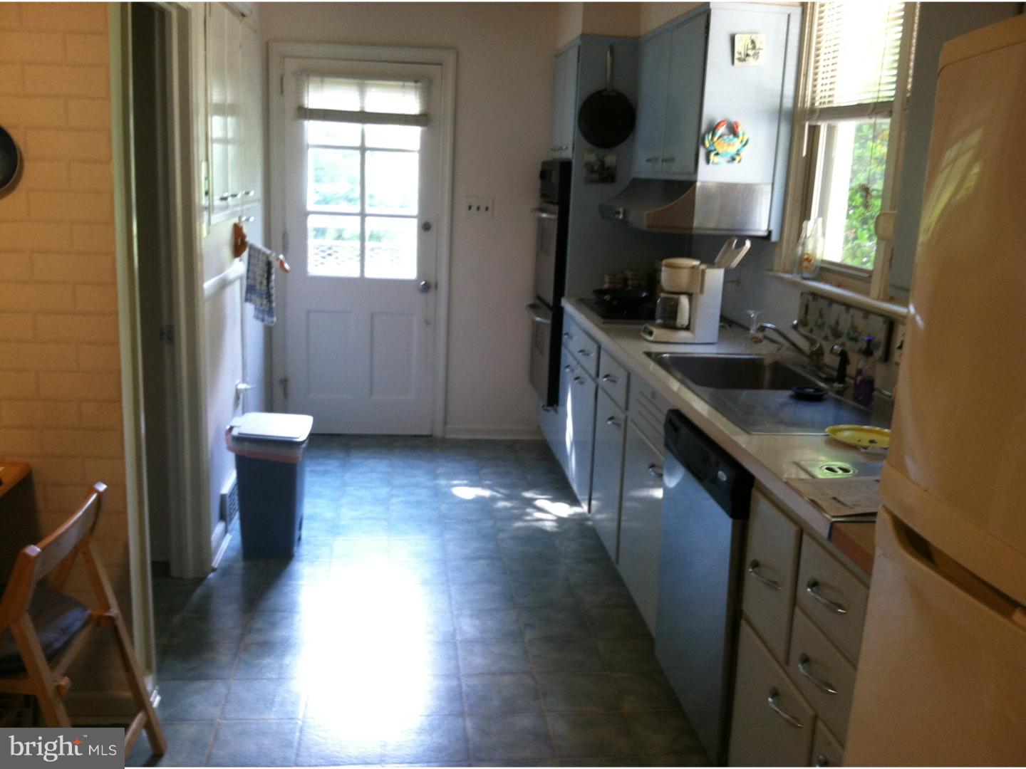 1439 Stephen Road Abington, PA 19046 - Photo 7 of 15 Gallery Image 7
