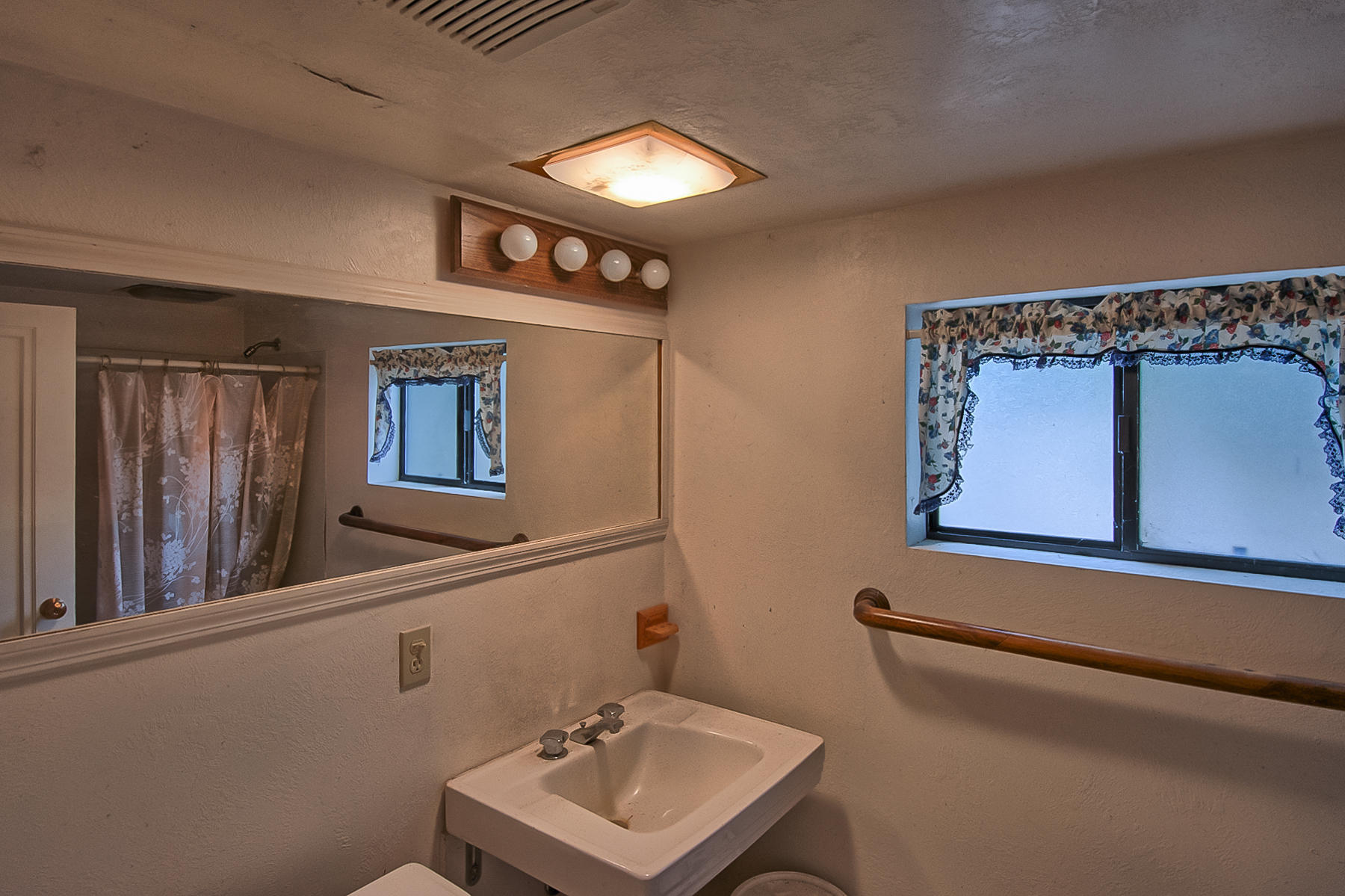 7839 Eastmoore Road Shingletown, CA 96088 - Photo 43 of 47 Well Hs Bathrm