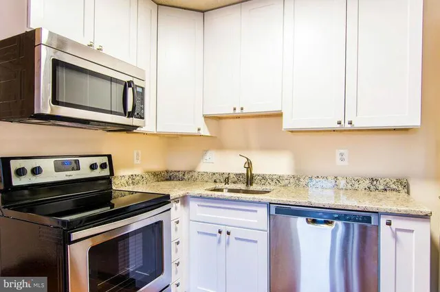 $1,124 | 1704 Roberts Street, Unit 1, Winchester, VA 22601