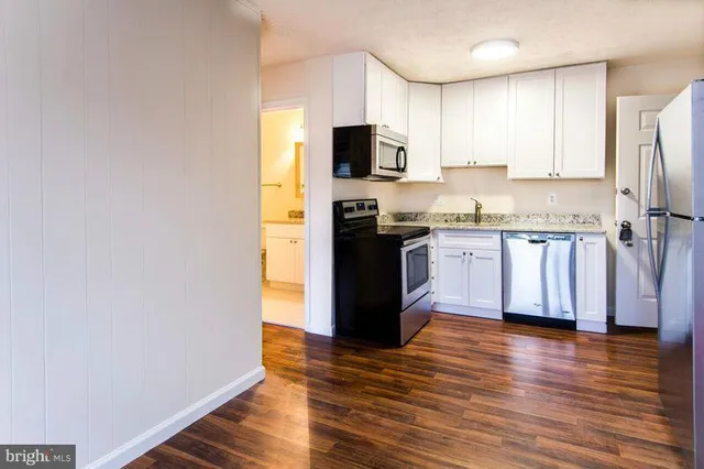 $1,124 | 1704 Roberts Street, Unit 1, Winchester, VA 22601