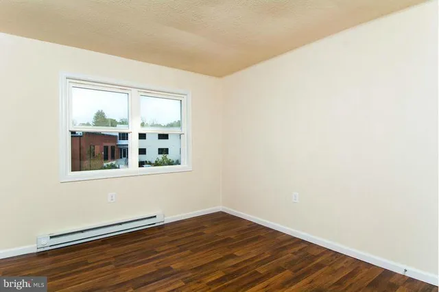 $1,124 | 1704 Roberts Street, Unit 1, Winchester, VA 22601