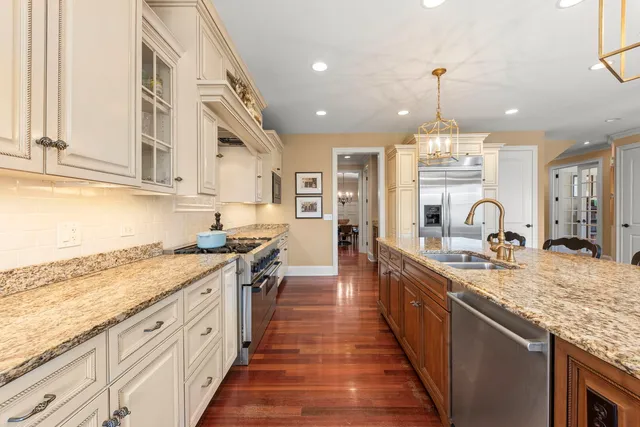 $1,385,000 | 4804 Northcott Avenue, Downers Grove, IL 60515