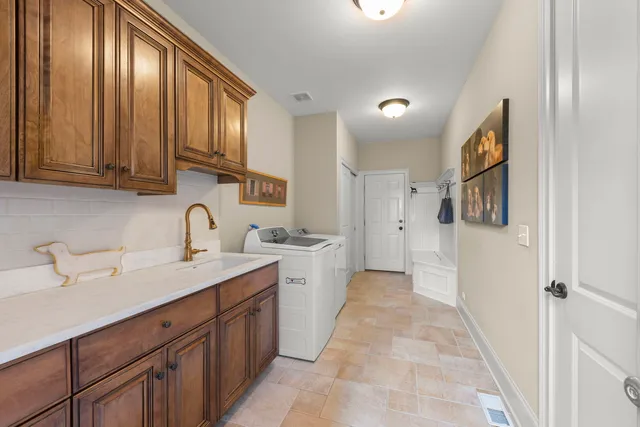 $1,385,000 | 4804 Northcott Avenue, Downers Grove, IL 60515