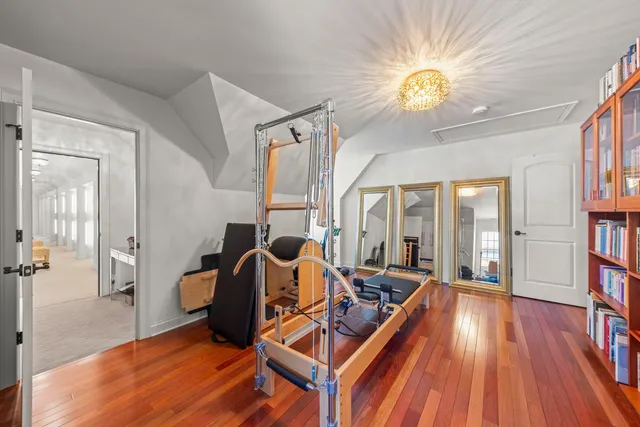 $1,385,000 | 4804 Northcott Avenue, Downers Grove, IL 60515