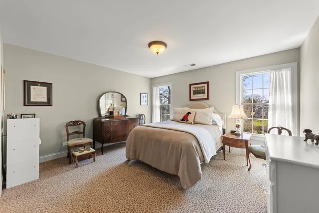 $1,385,000 | 4804 Northcott Avenue, Downers Grove, IL 60515