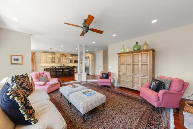 $1,385,000 | 4804 Northcott Avenue, Downers Grove, IL 60515