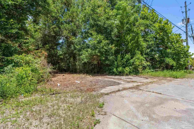 $335,000 | 10950 Lillian Highway, Pensacola, FL 32506