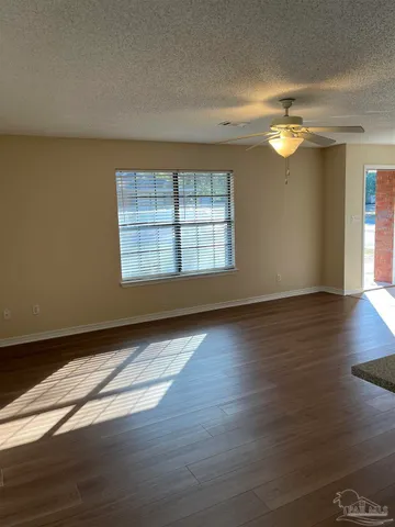 $1,100 | 9916 Guidy Lane, Unit 201, Pensacola, FL 32514