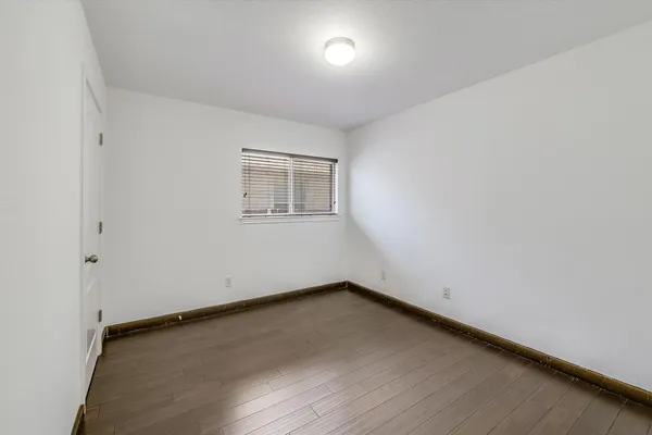 $2,100 | 702 Bent Wood Place, Round Rock, TX 78665