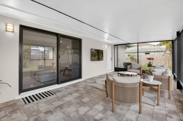 $7,500 | 513 Lindell Boulevard, Delray Beach, FL 33444