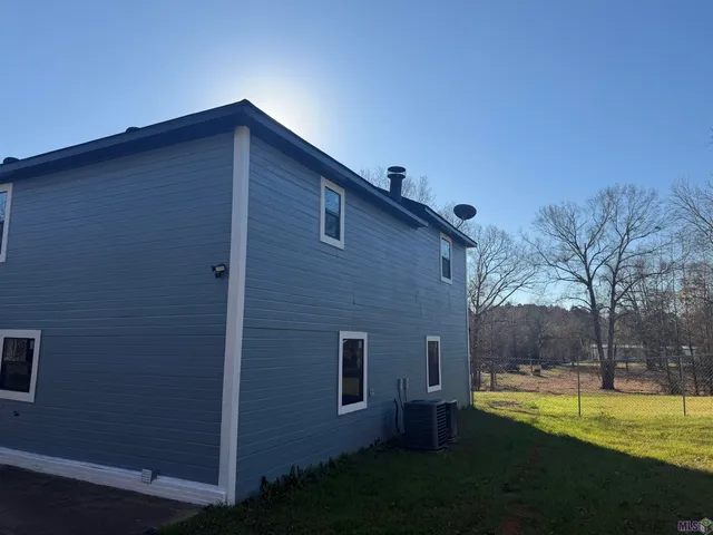 $385,000 | 227 White Road, Frierson, LA 71027