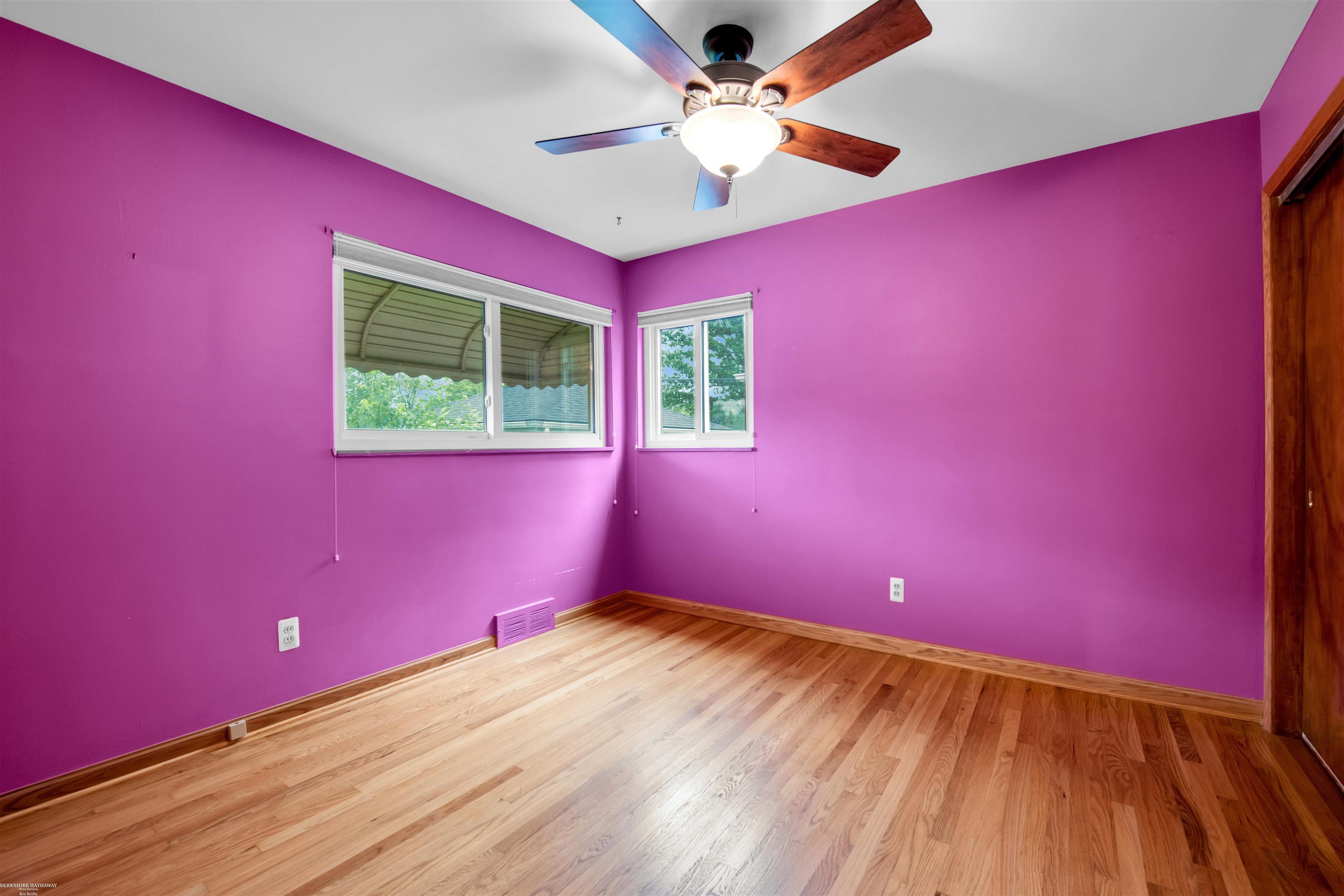 23716 Roxana Avenue Eastpointe, MI 48021 - Photo 14 of 31 50179810-15d1eacd-f771-4ca8-82be-d6de6b13b245.JPG