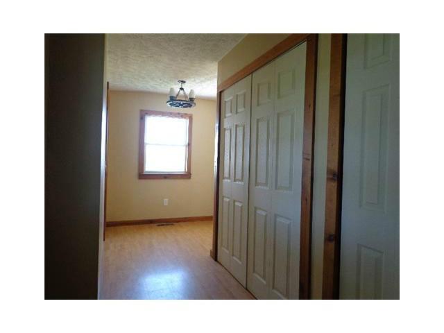 1572 Ault Road Urbana, OH 43078 - Photo 10 of 25