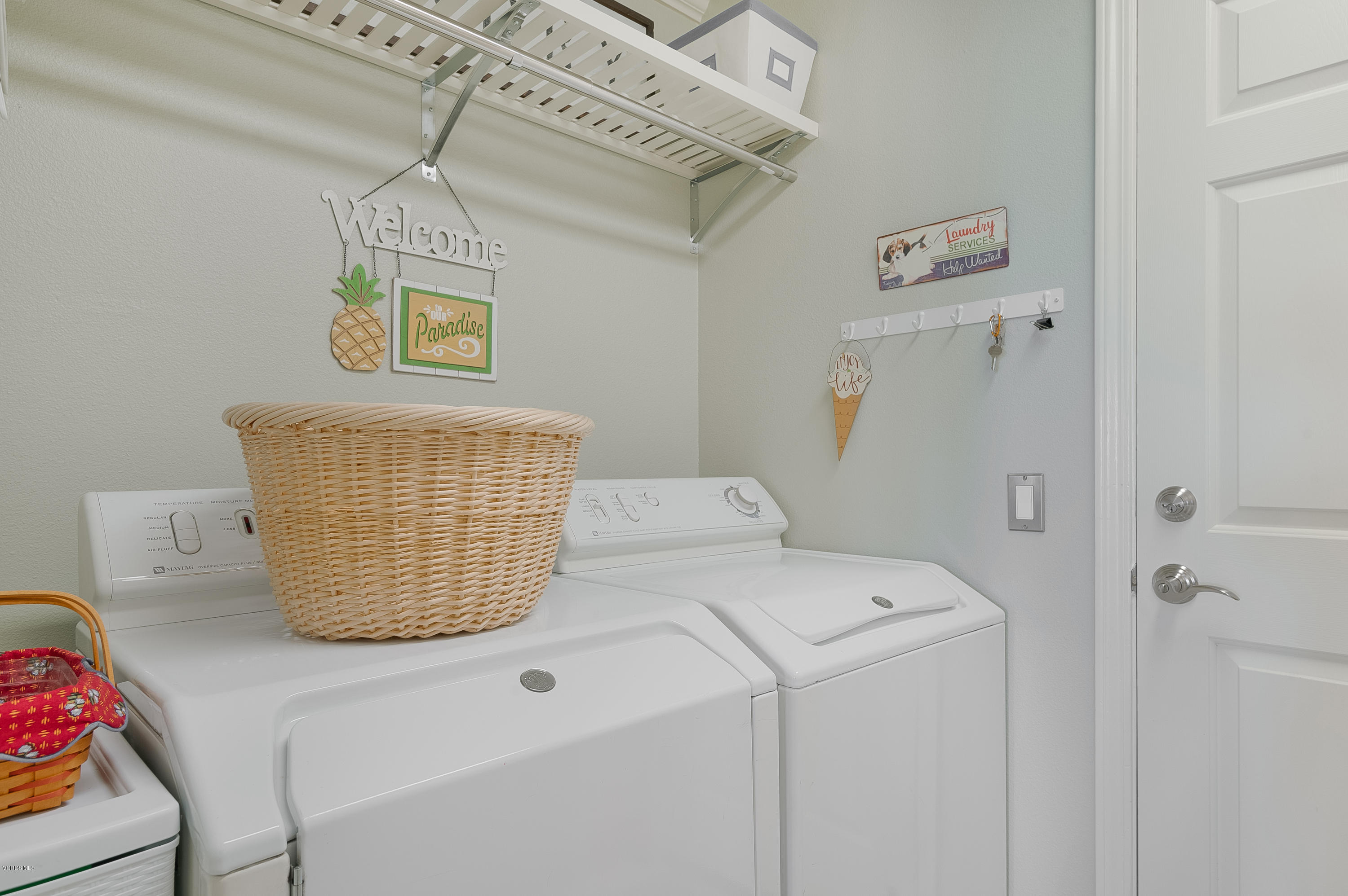 2452 Gillingham Circle Thousand Oaks, CA 91362 - Photo 19 of 43