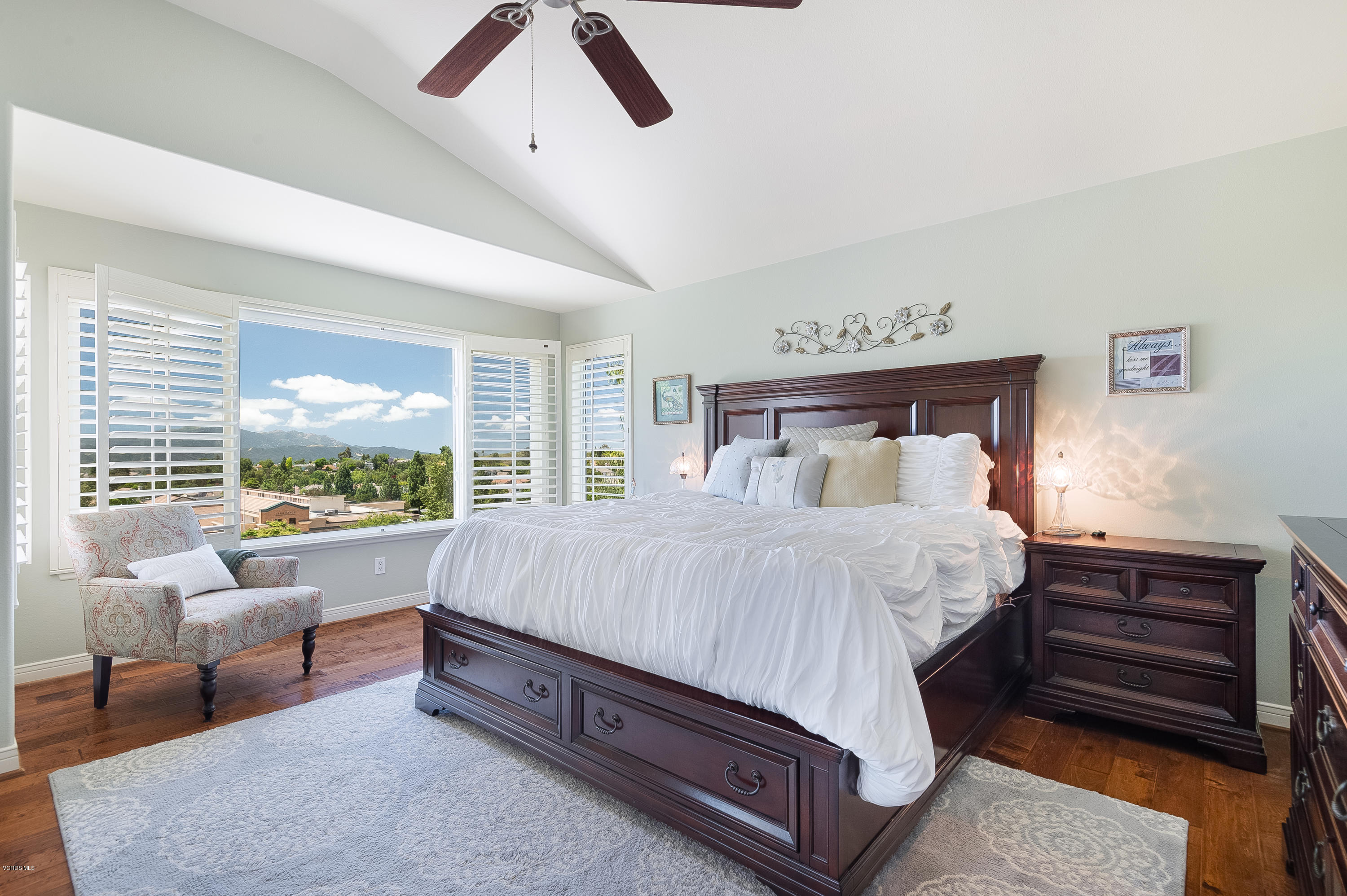 2452 Gillingham Circle Thousand Oaks, CA 91362 - Photo 21 of 43 a bed sitting in a spacious bedroom next to a window