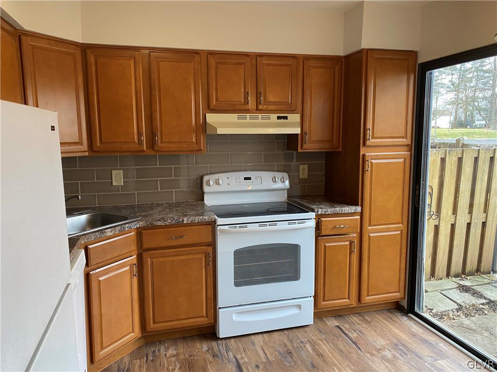 22 Centennial Ridge Drive Telford, PA 18969 - Photo 2 of 16