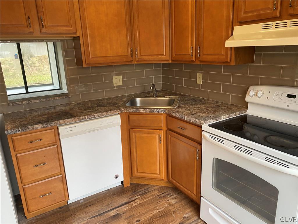 22 Centennial Ridge Drive Telford, PA 18969 - Photo 3 of 16