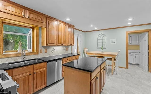 $419,000 | 801 Gretchen Lane, Greensboro, NC 27410