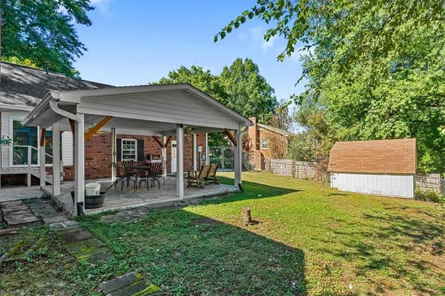 $419,000 | 801 Gretchen Lane, Greensboro, NC 27410