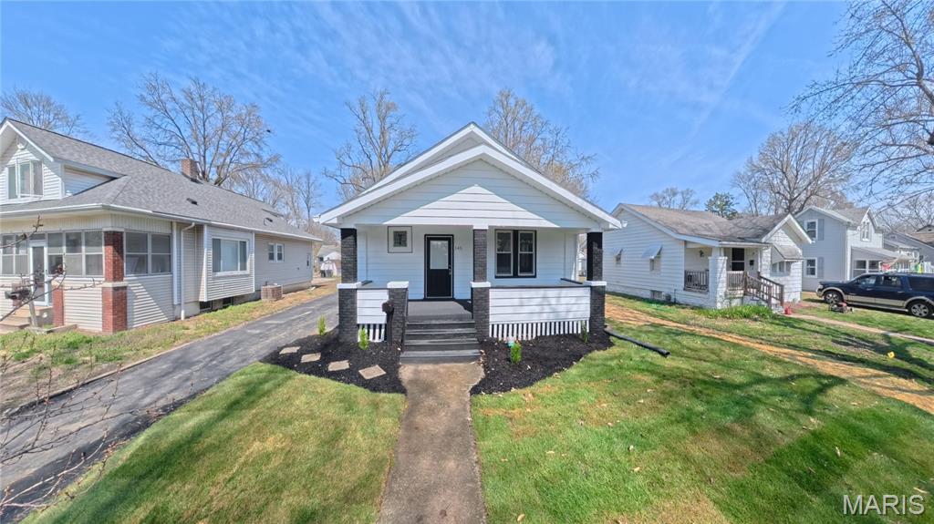 145 South 34th Street Belleville, IL 62226 - Photo 2 of 27