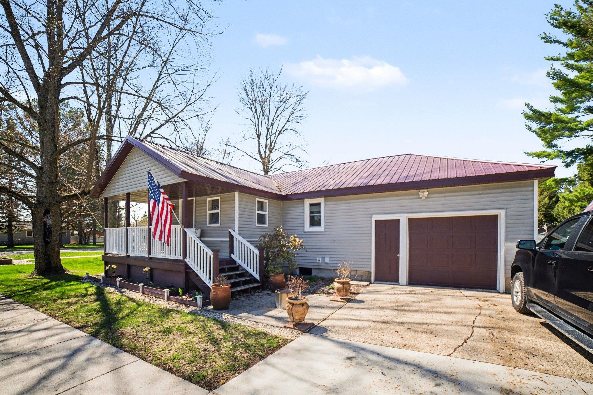 301 2nd Street Coleman, MI 48618 - Photo 14 of 16