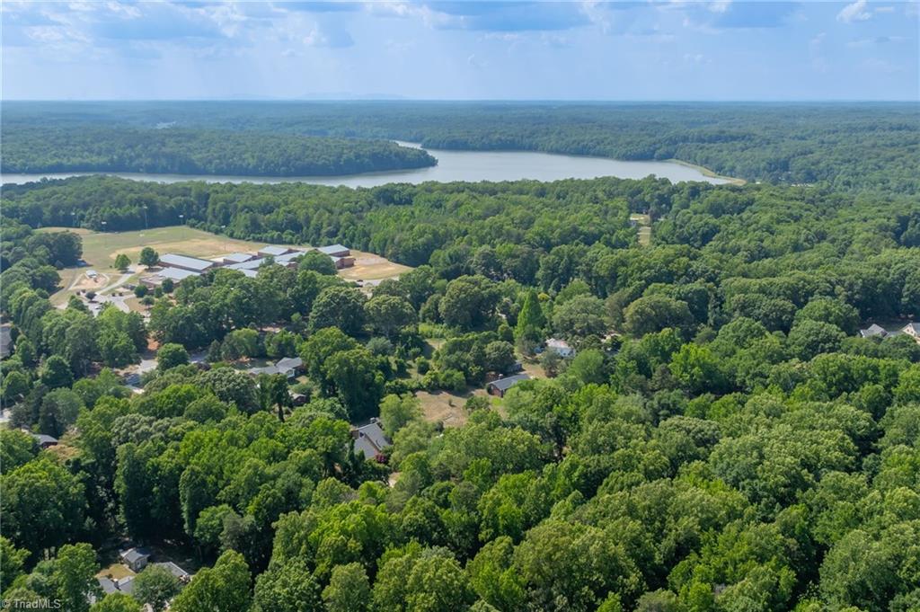 5718 Oak Tree Road Greensboro, NC 27455 - Photo 36 of 40
