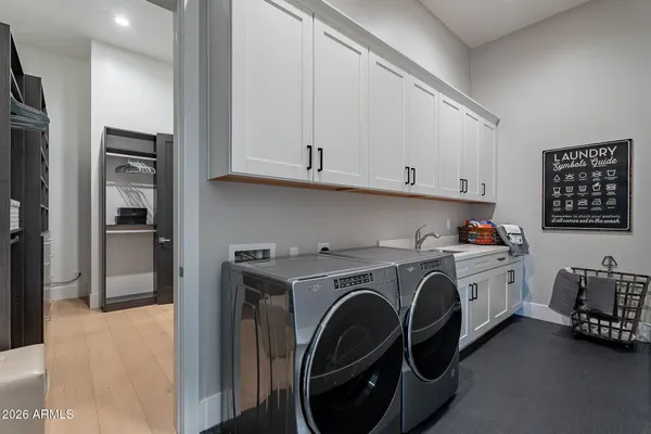 $1,250,000 | 3346 South Stuart Court, Gilbert, AZ 85297