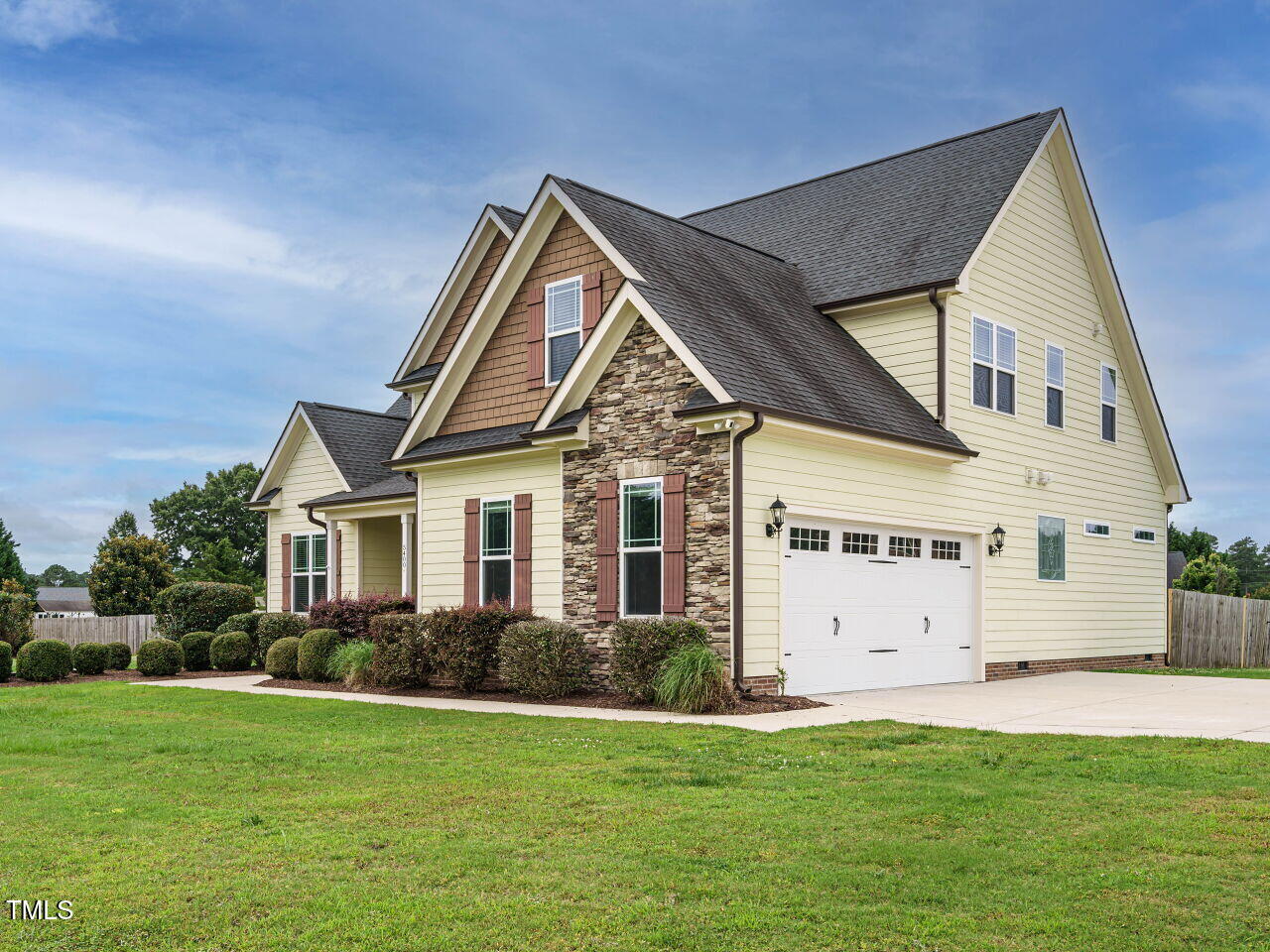 5400 Falconton Lane Raleigh, NC 27610 - Photo 3 of 38 003-1280x960-corner-view