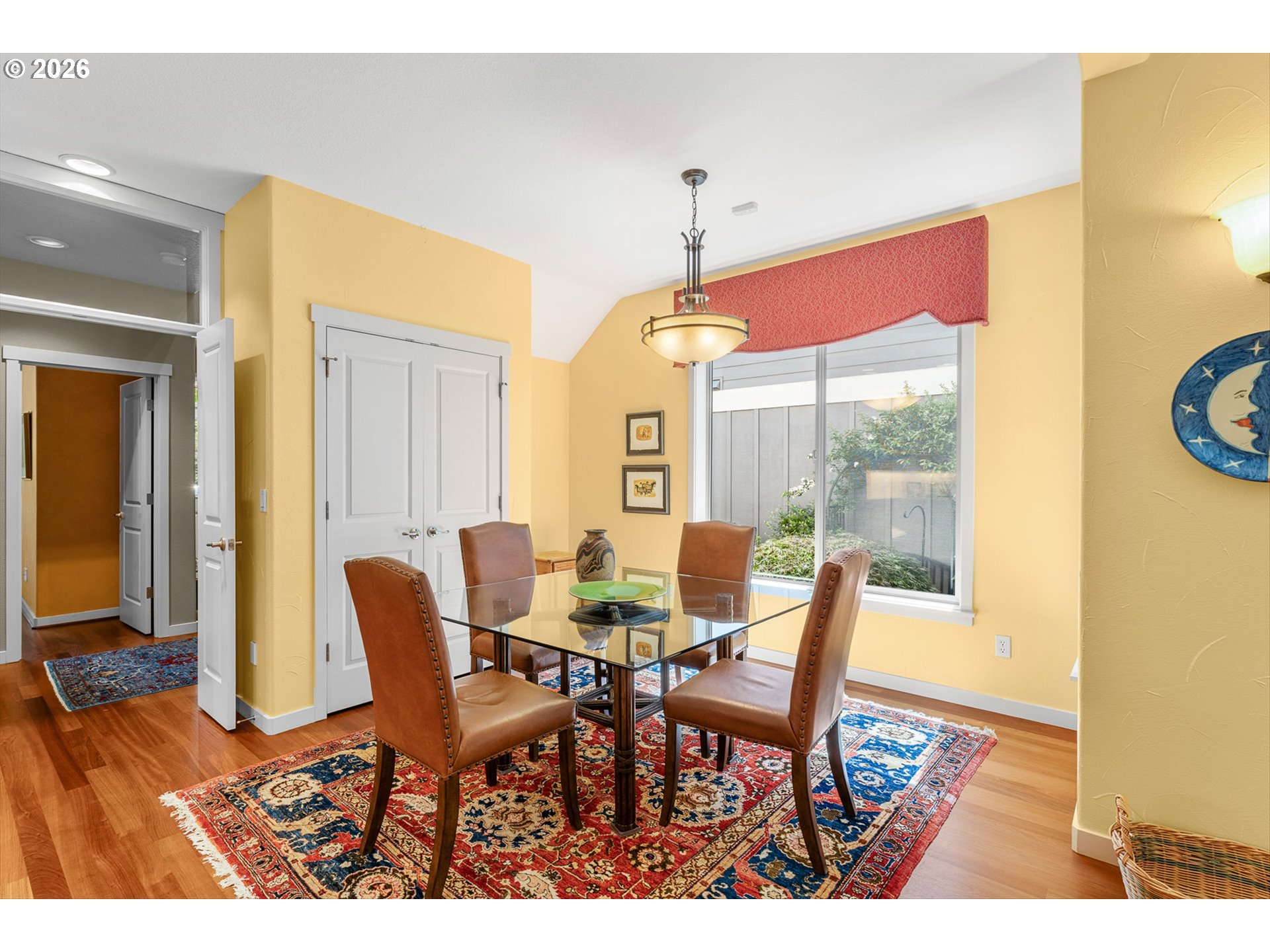 8914 Southwest Taylors Ferry Road Portland, OR 97223 - Photo 6 of 45