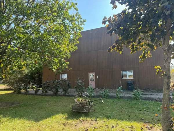 $550,000 | 29633 390th Street, Le Sueur, MN 56058