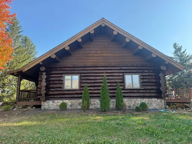 $595,000 | 29633 390th Street, Le Sueur, MN 56058